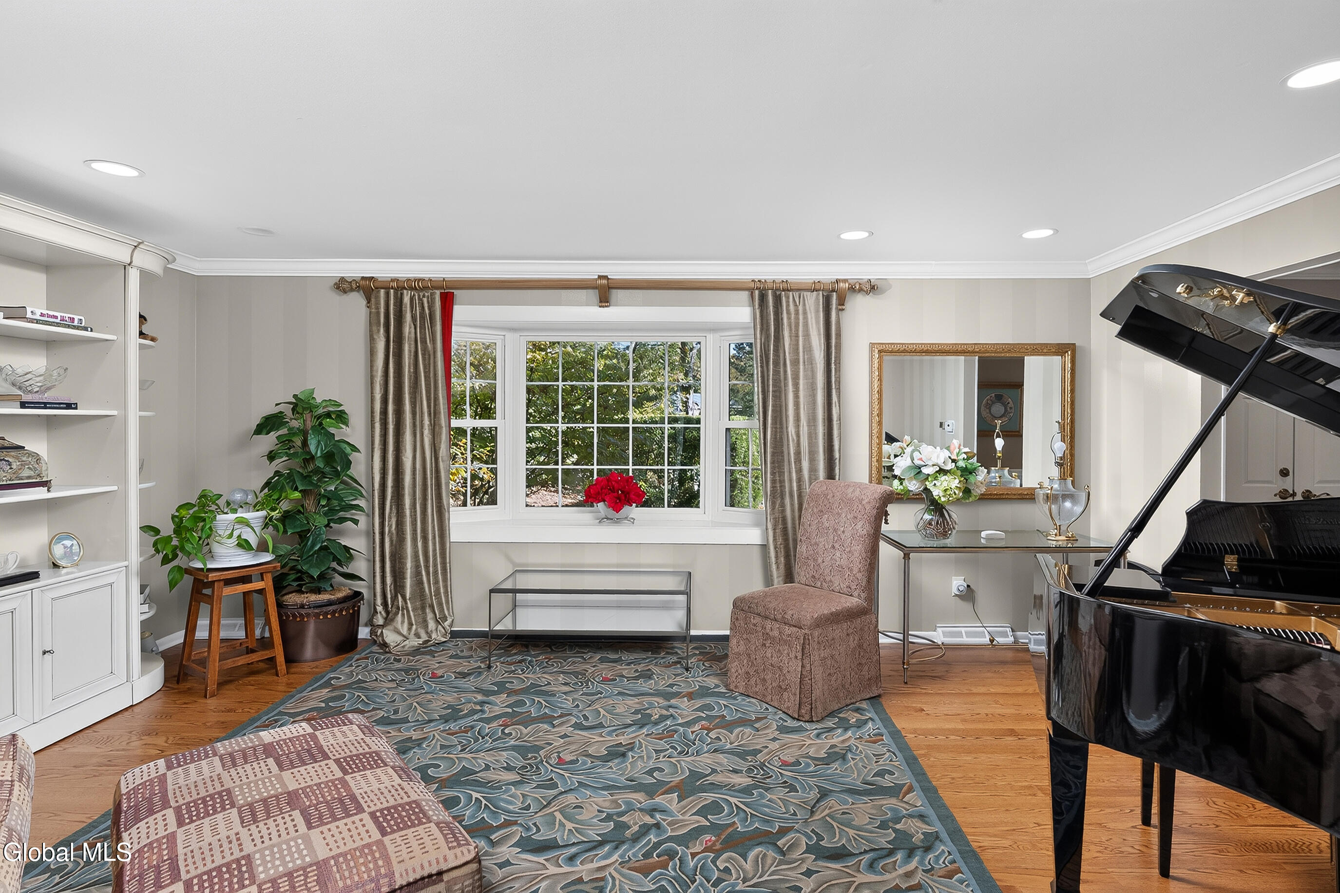 20 Axbridge Lane Delmar NY 12054
