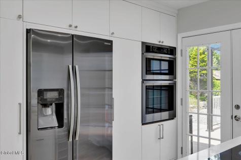 15 Youngs Place Latham NY 12110