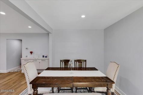 15 Youngs Place Latham NY 12110