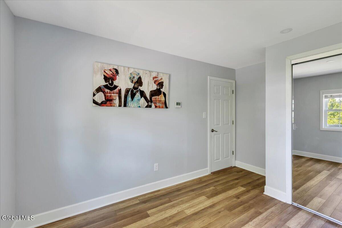 15 Youngs Place Latham NY 12110