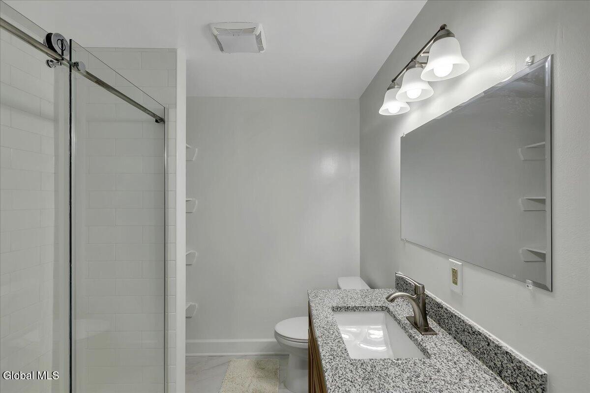 15 Youngs Place Latham NY 12110