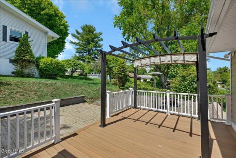 15 Youngs Place Latham NY 12110
