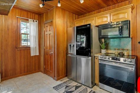 146 Haigh Road Glenville NY 12302