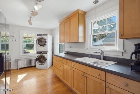 8 Center View Drive Troy NY 12180