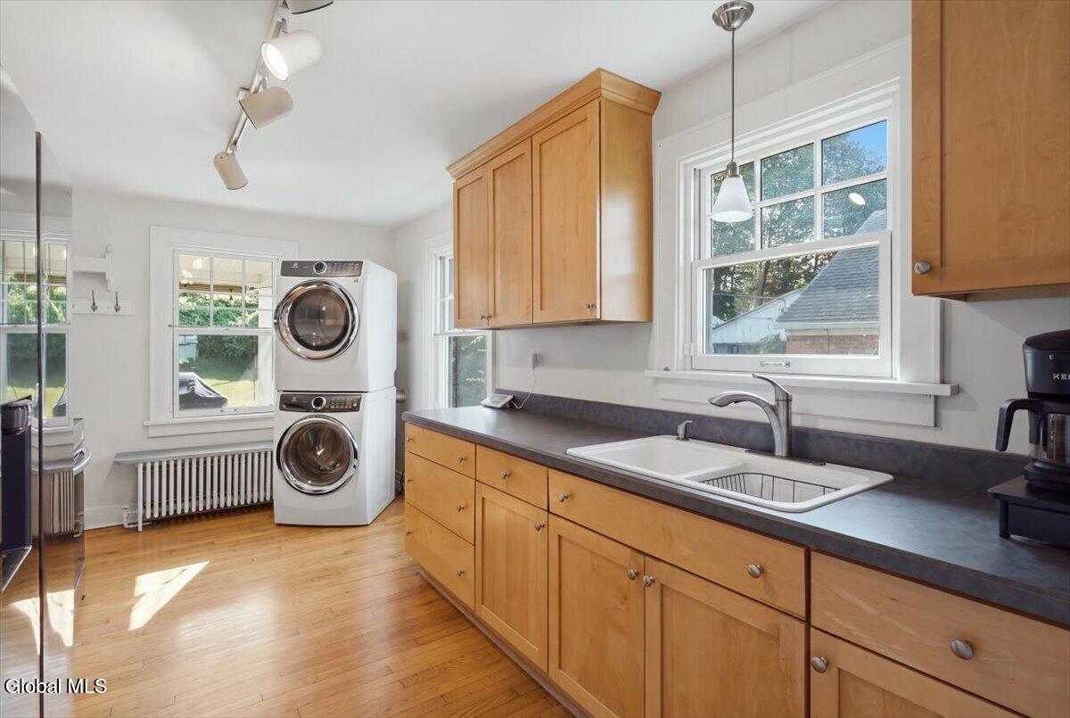 8 Center View Drive Troy NY 12180