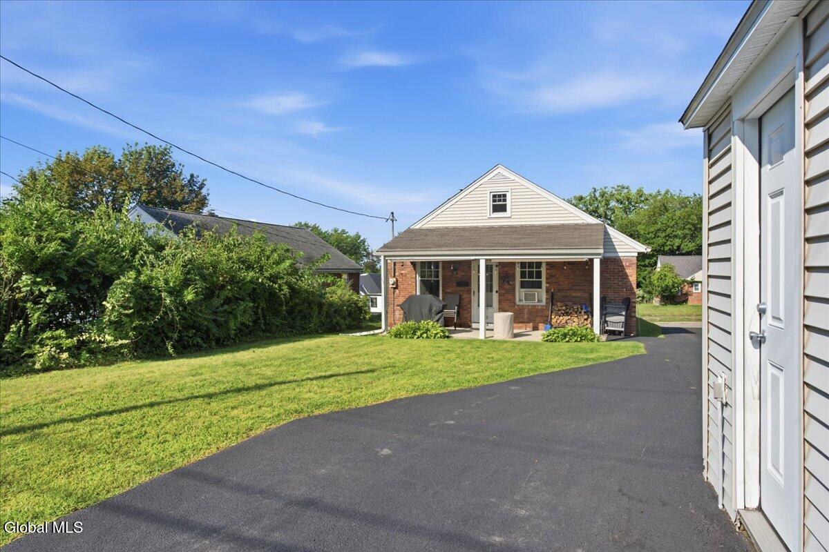 8 Center View Drive Troy NY 12180