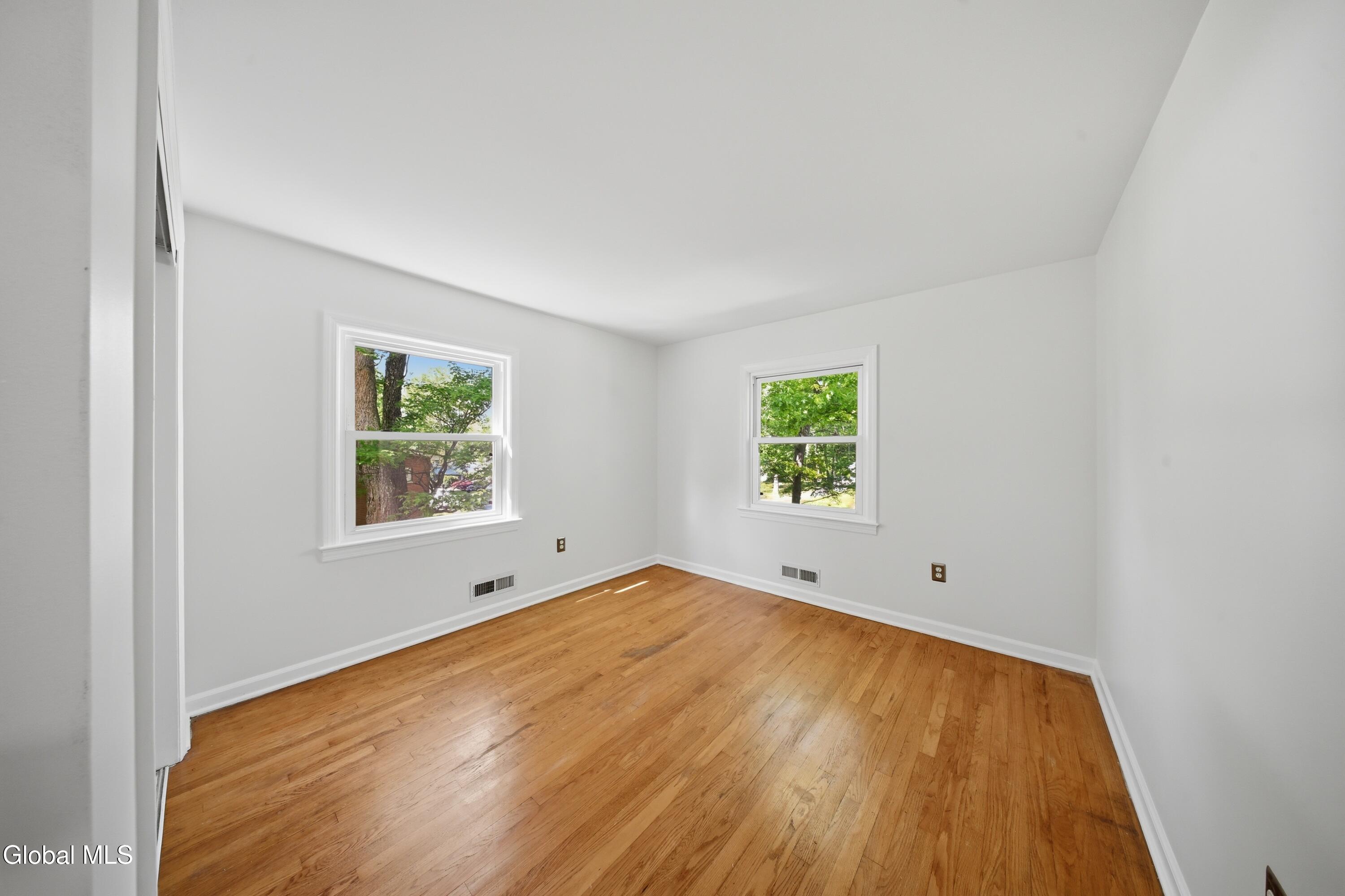 9 W Skyview Drive Cohoes NY 12047