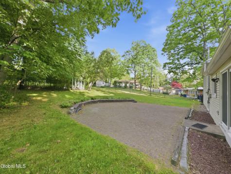 9 W Skyview Drive Cohoes NY 12047