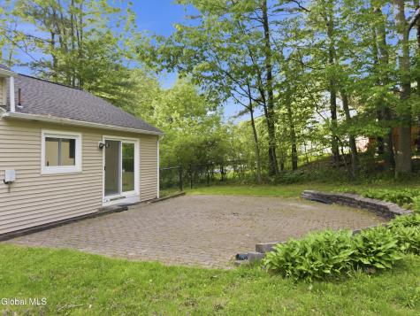 9 W Skyview Drive Cohoes NY 12047