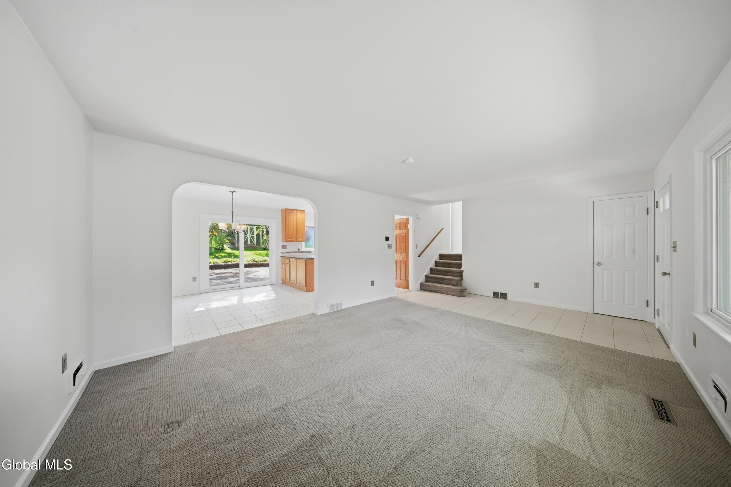 9 W Skyview Drive Cohoes NY 12047