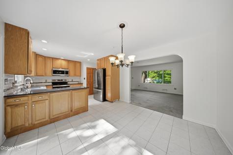 9 W Skyview Drive Cohoes NY 12047
