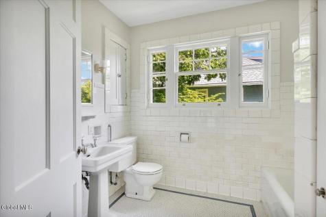 143 Manning Boulevard Albany NY 12203