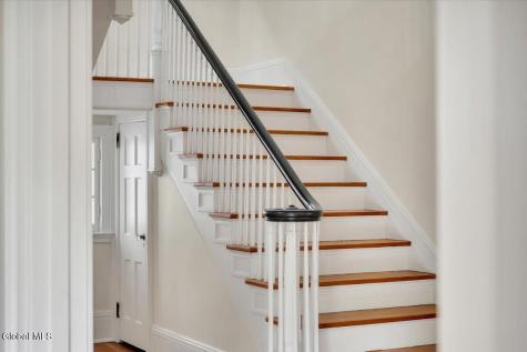143 Manning Boulevard Albany NY 12203