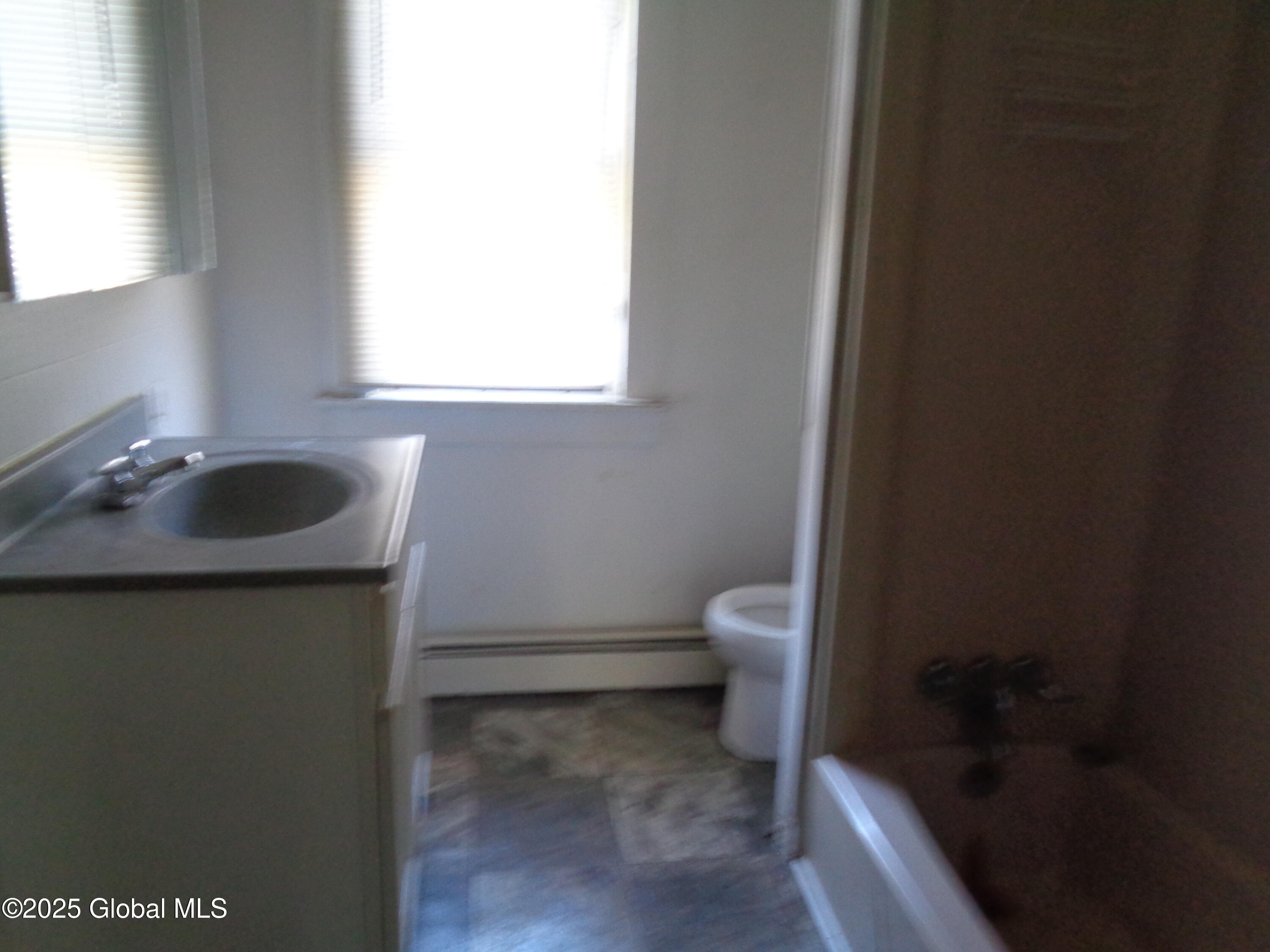 31 Ft Johnson Avenue Fort Johnson NY 12070