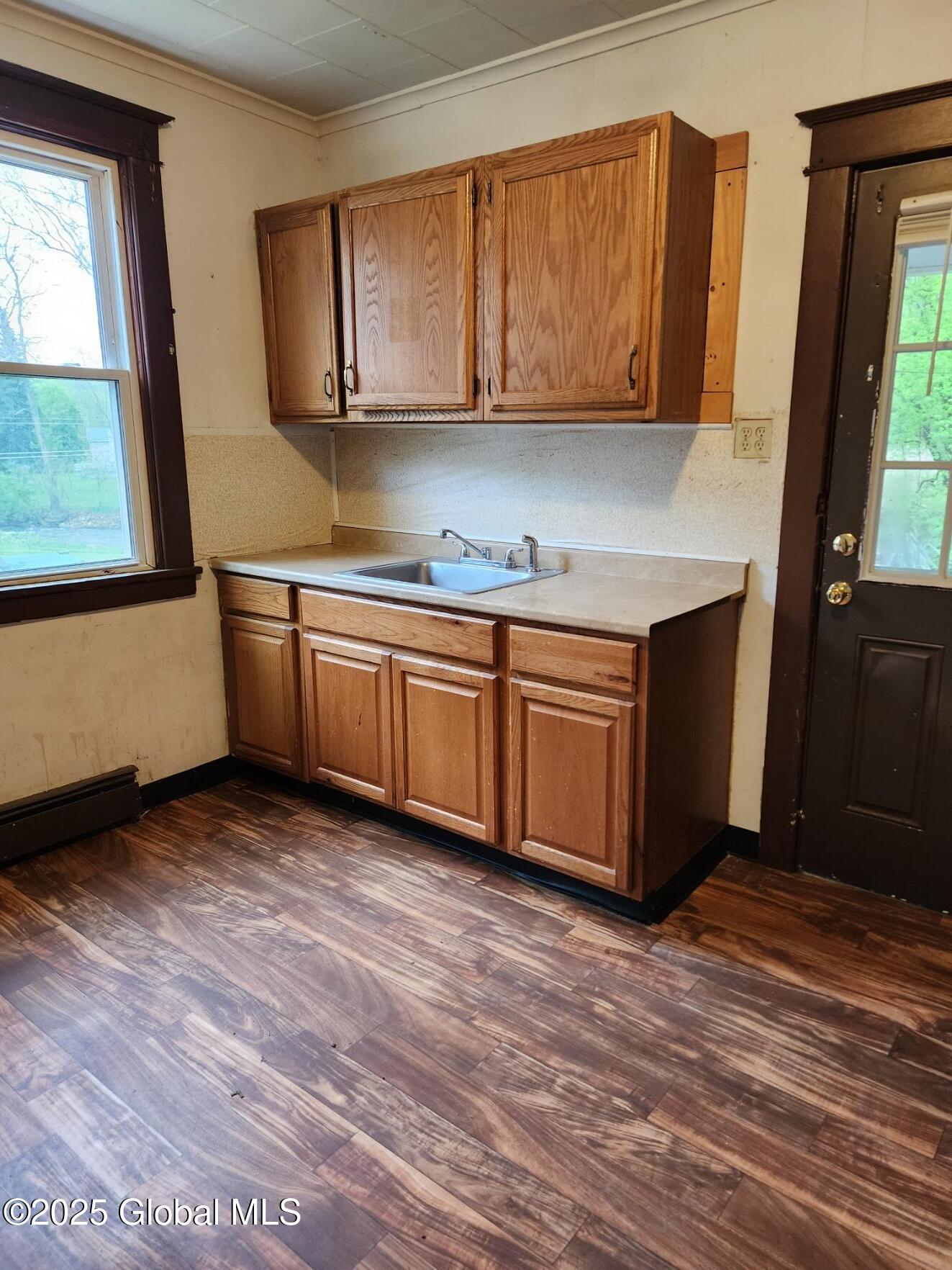 31 Ft Johnson Avenue Fort Johnson NY 12070