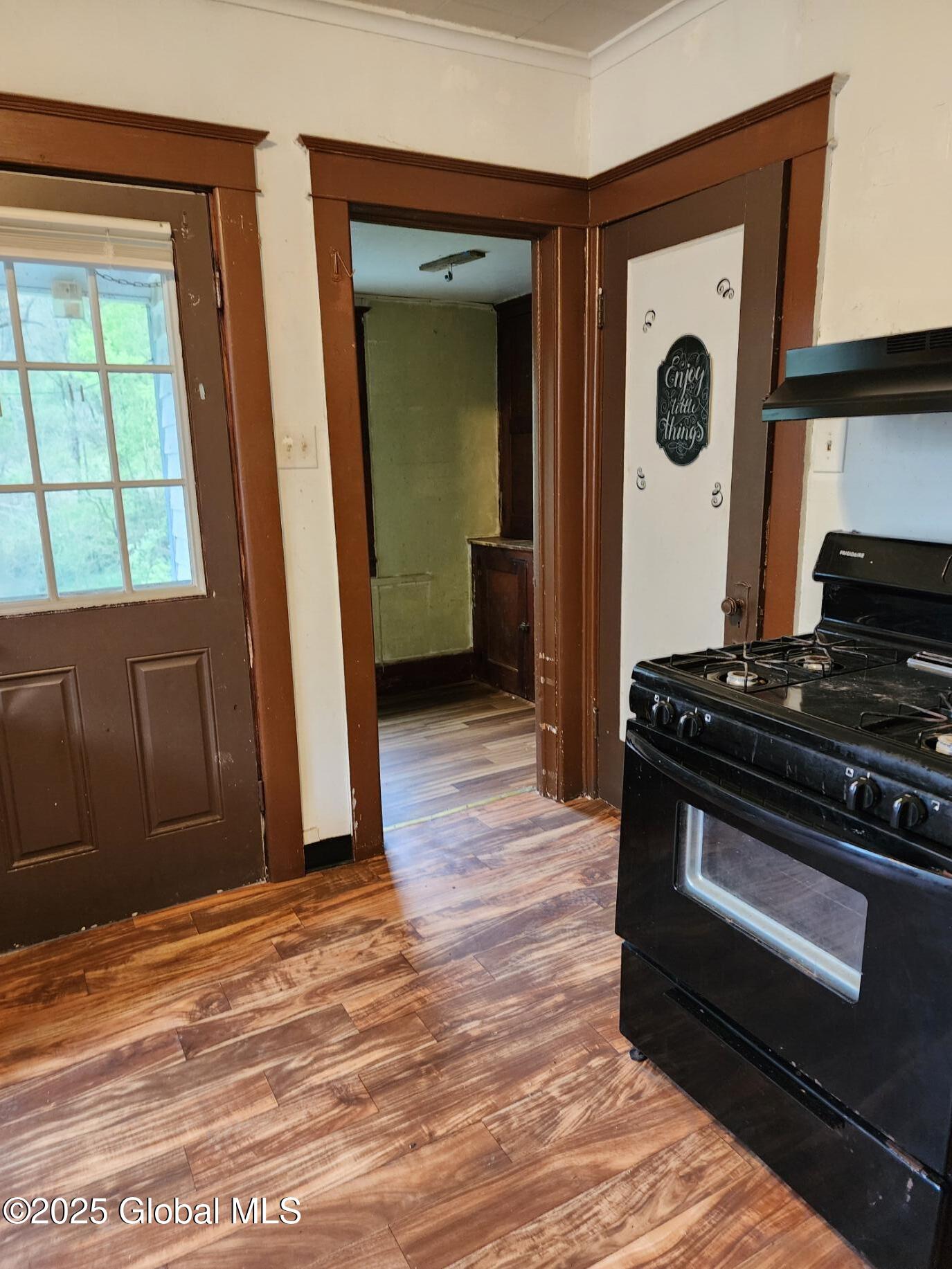 31 Ft Johnson Avenue Fort Johnson NY 12070