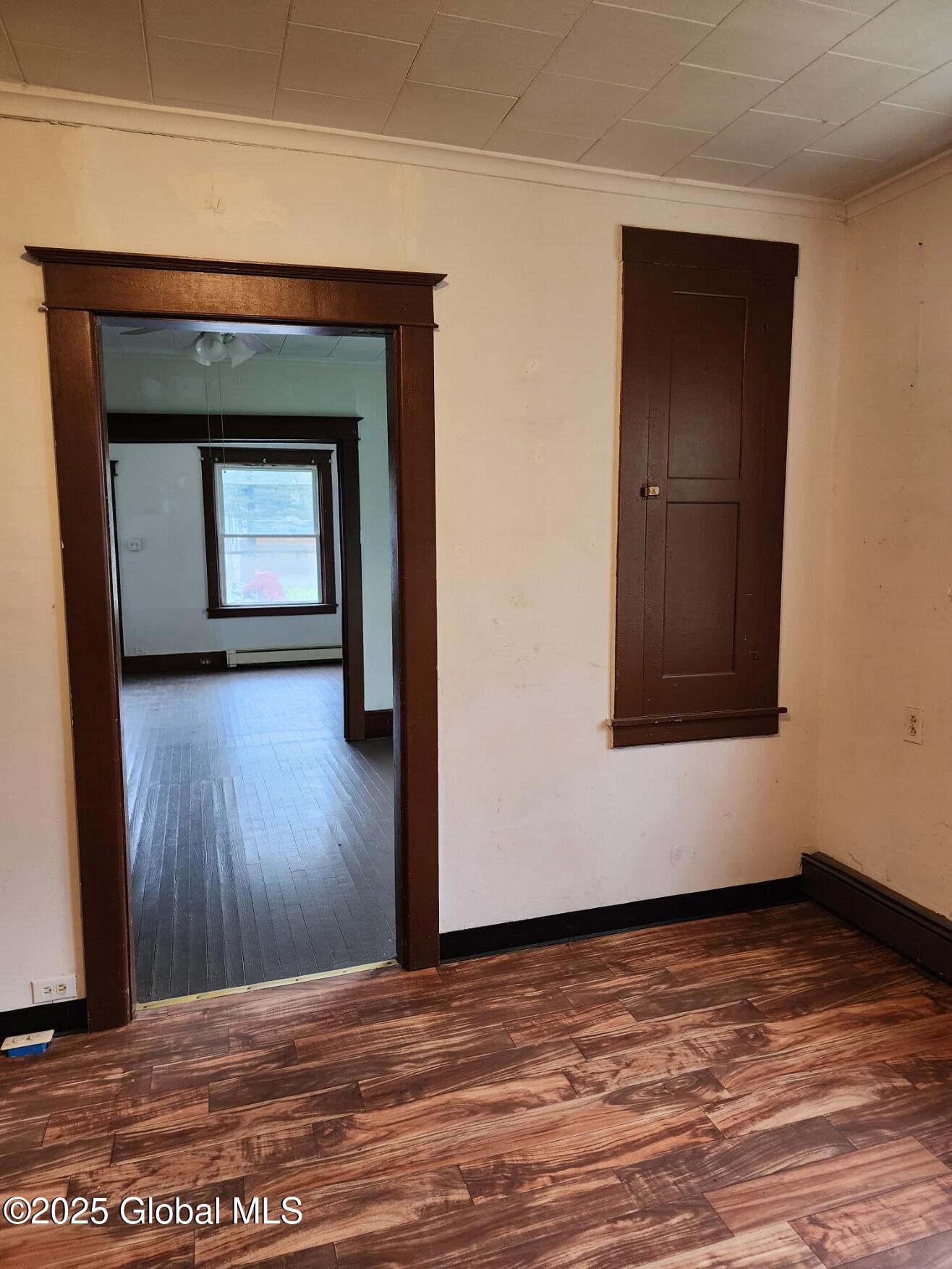 31 Ft Johnson Avenue Fort Johnson NY 12070
