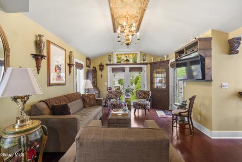 321 Glen Avenue Scotia NY 12302