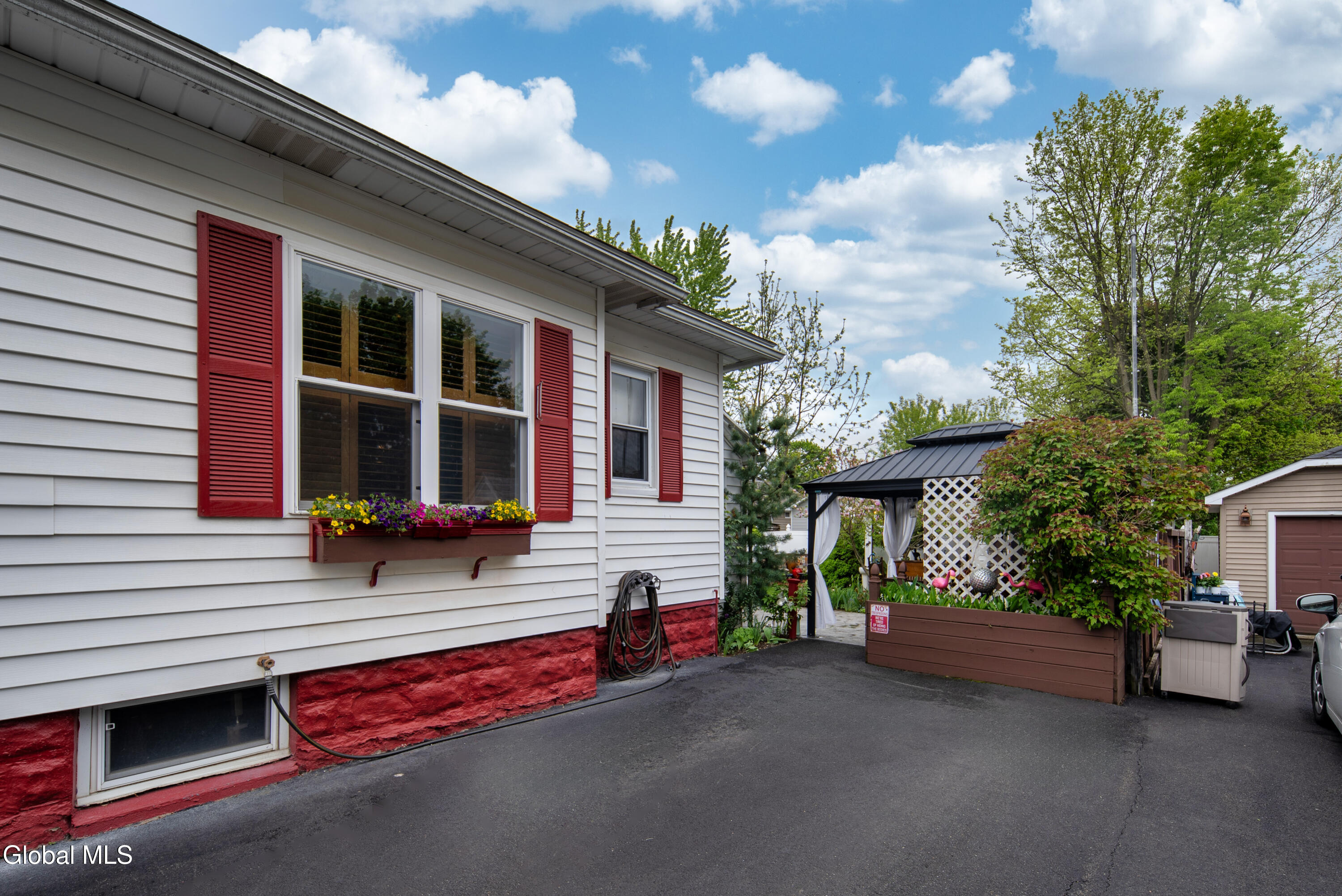 321 Glen Avenue Scotia NY 12302