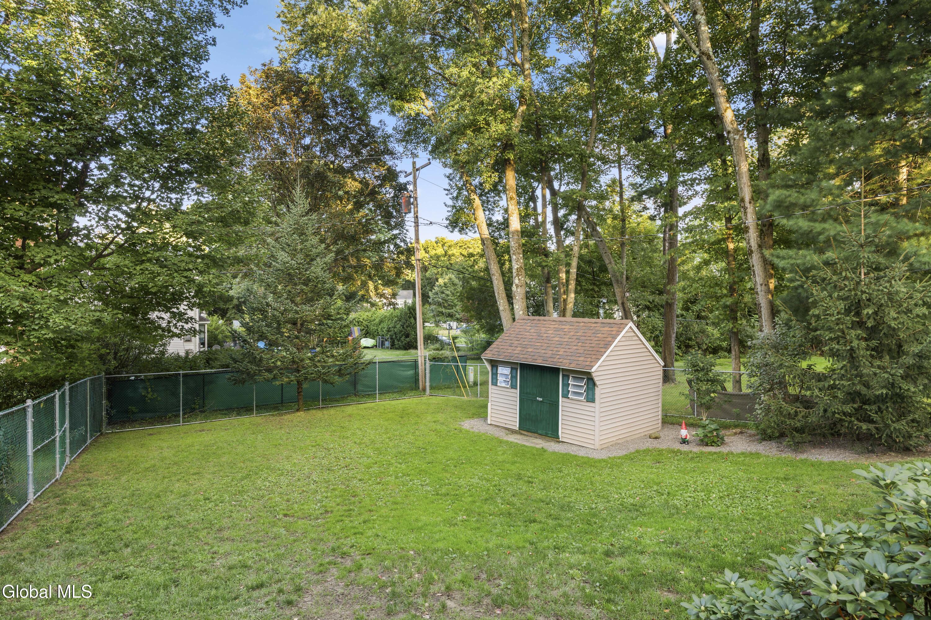 1270 Fox Hollow Road Schenectady NY 12309
