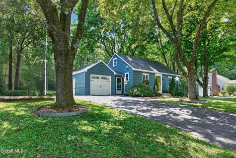 18 E Fernbank Avenue Delmar NY 12054