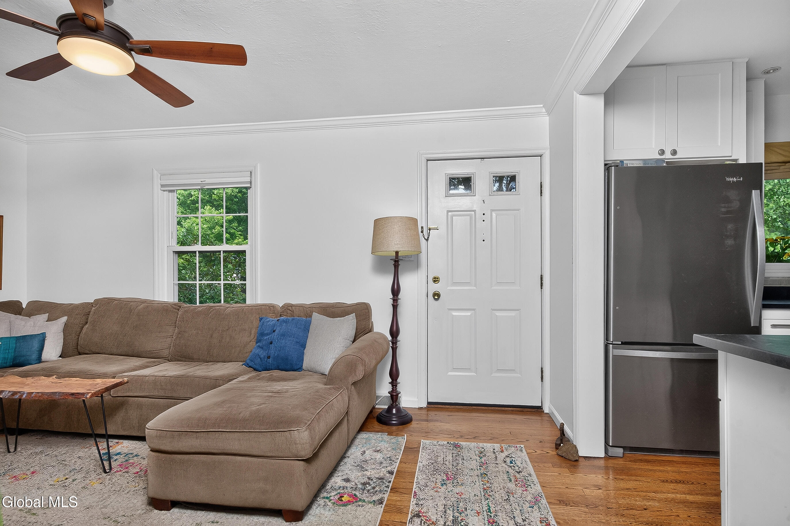 18 E Fernbank Avenue Delmar NY 12054