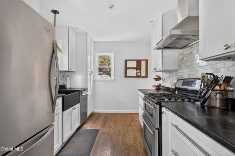 18 E Fernbank Avenue Delmar NY 12054