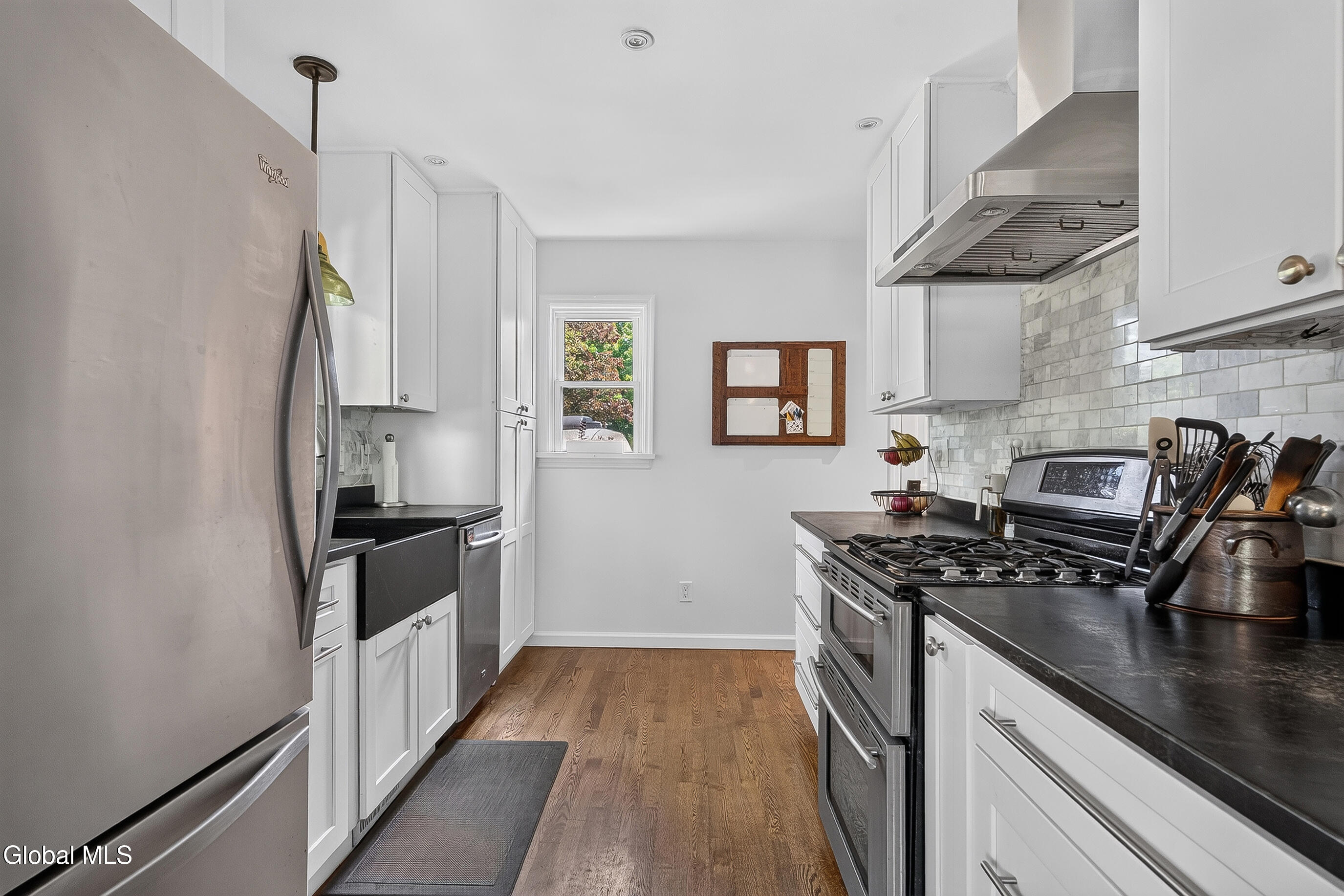 18 E Fernbank Avenue Delmar NY 12054