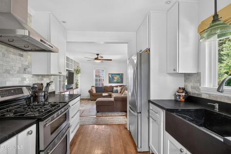 18 E Fernbank Avenue Delmar NY 12054