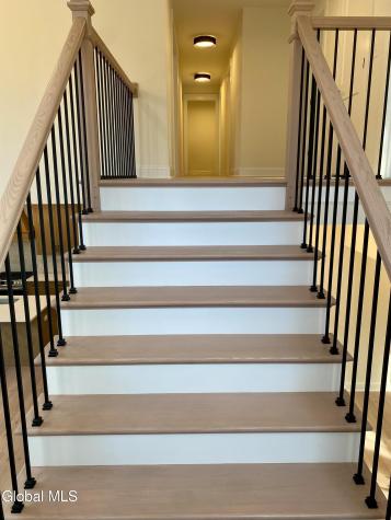 73 Ashtree Lane Niskayuna NY 12309