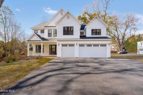 73 Ashtree Lane Niskayuna NY 12309