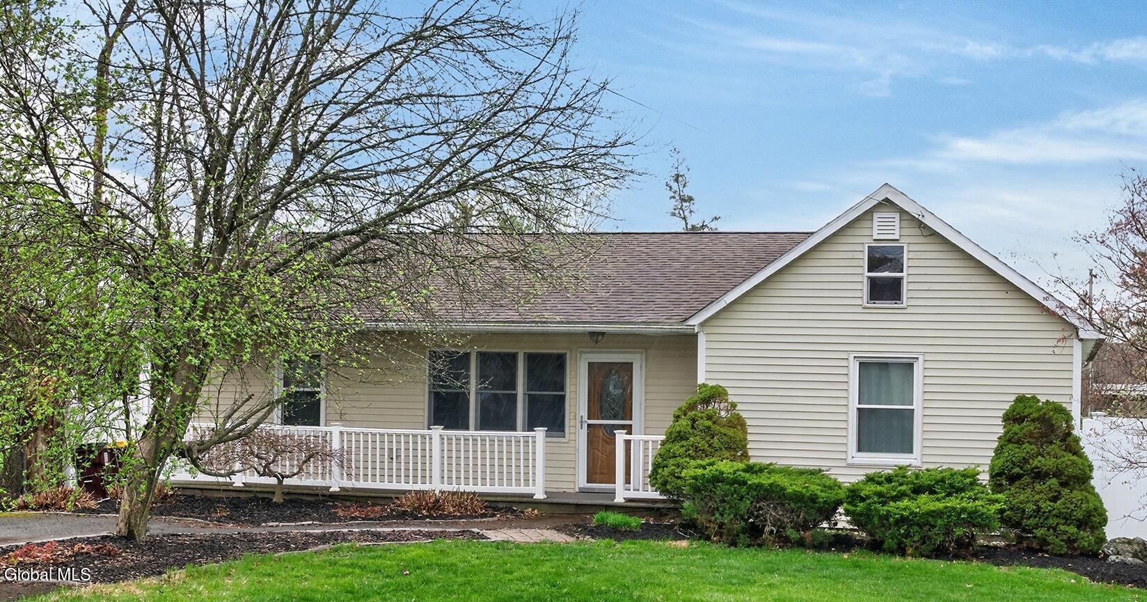 19 Wisconsin Avenue Rensselaer NY 12144