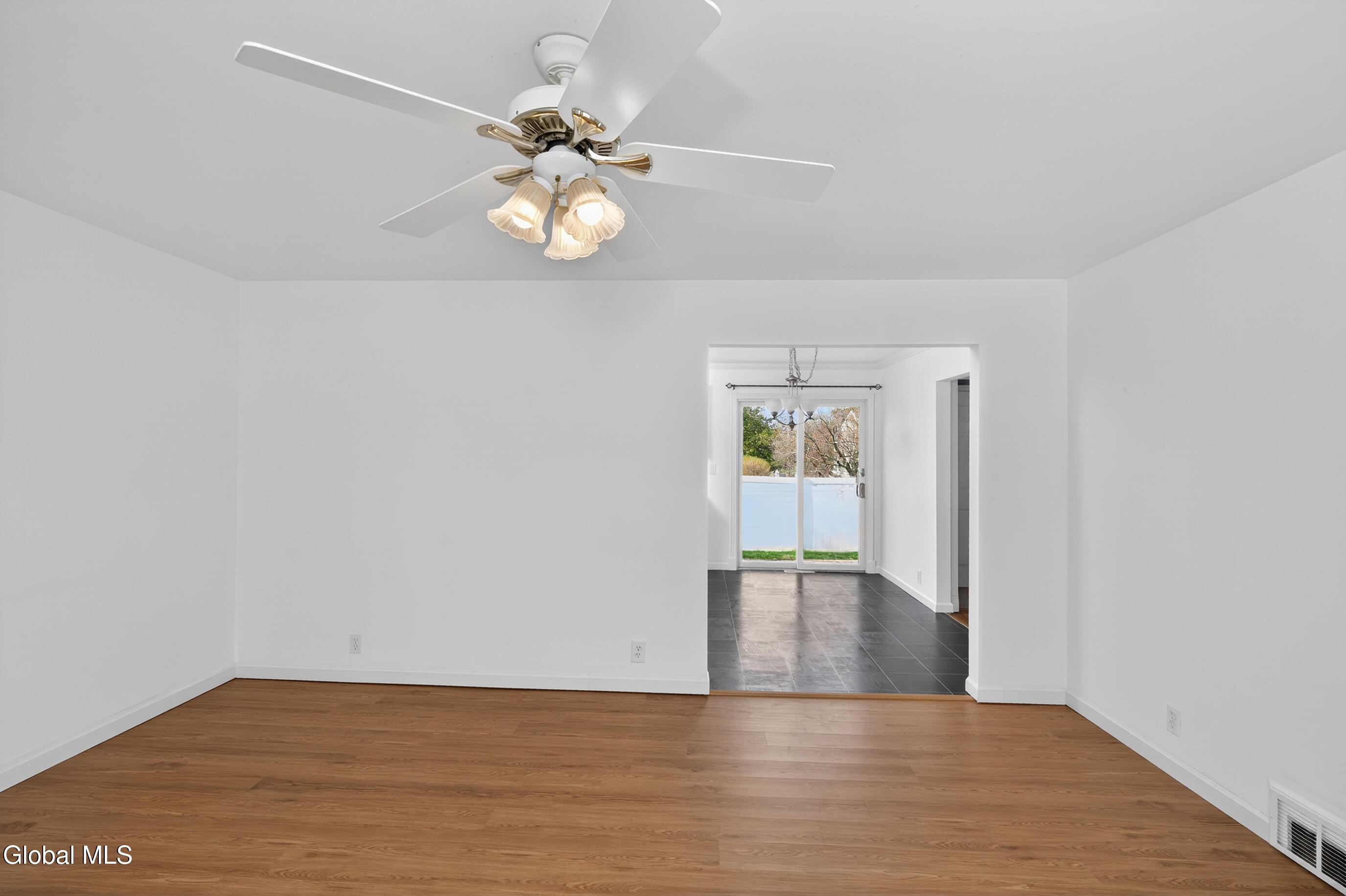 19 Wisconsin Avenue Rensselaer NY 12144