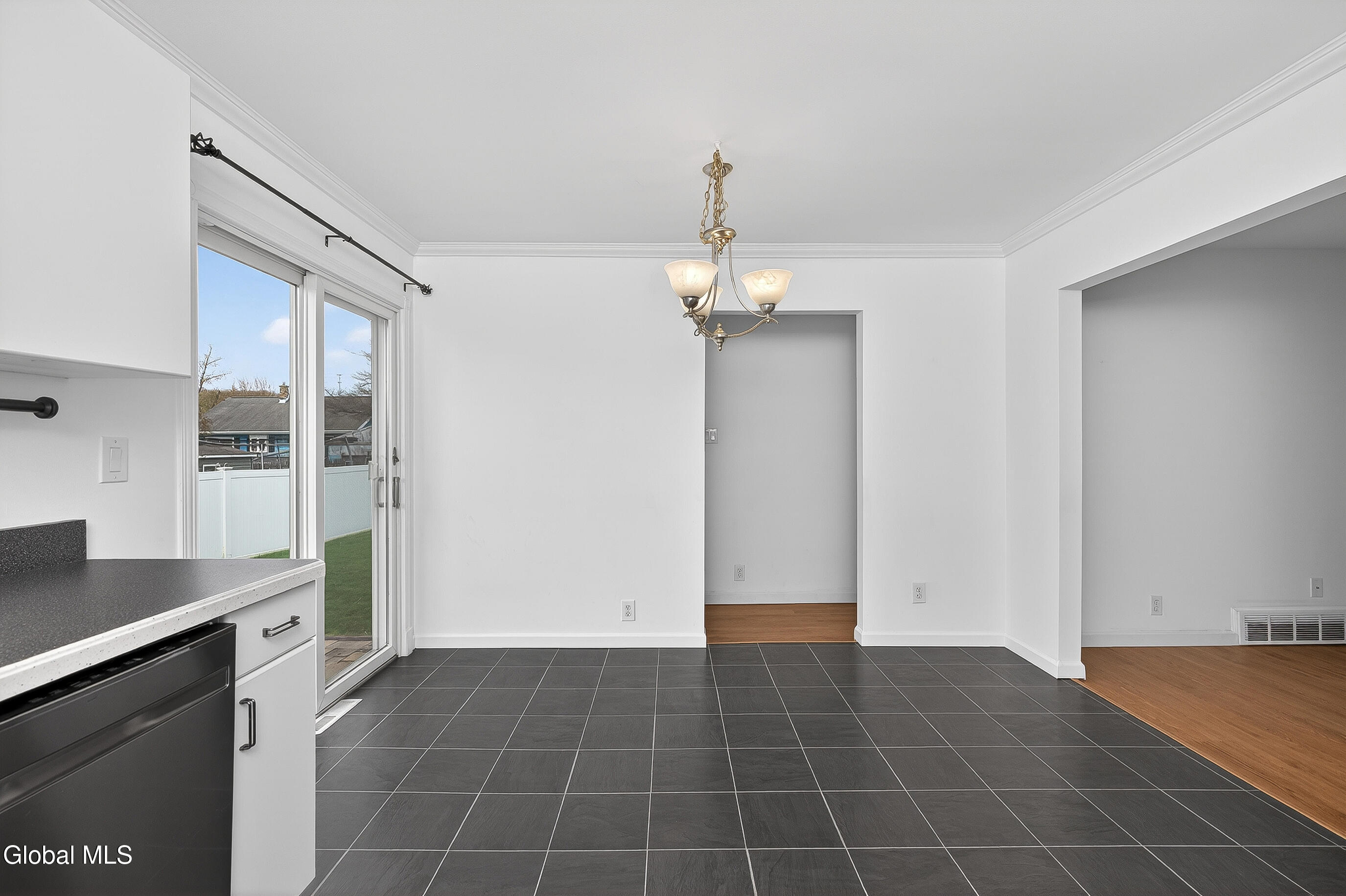 19 Wisconsin Avenue Rensselaer NY 12144