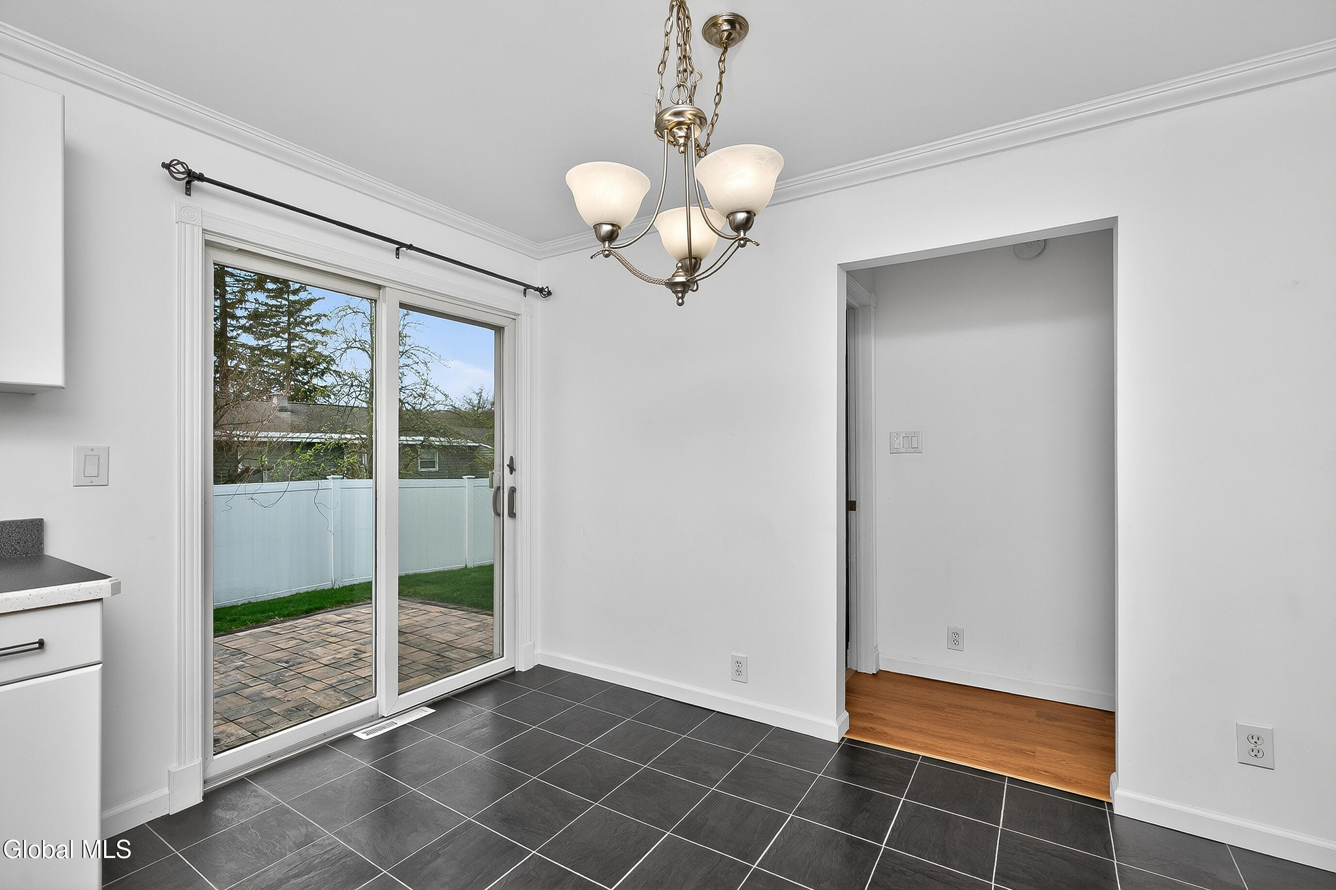 19 Wisconsin Avenue Rensselaer NY 12144
