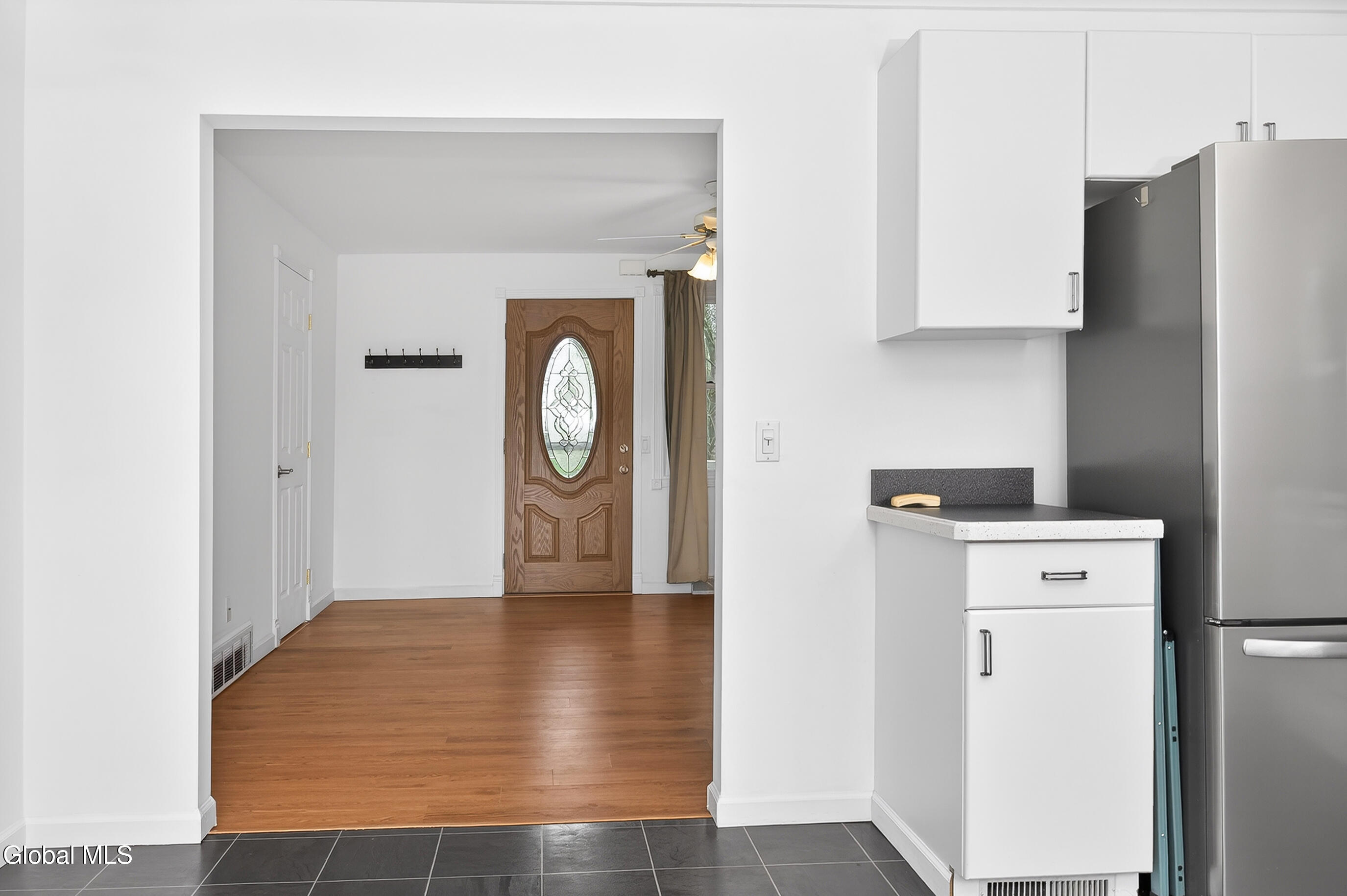 19 Wisconsin Avenue Rensselaer NY 12144