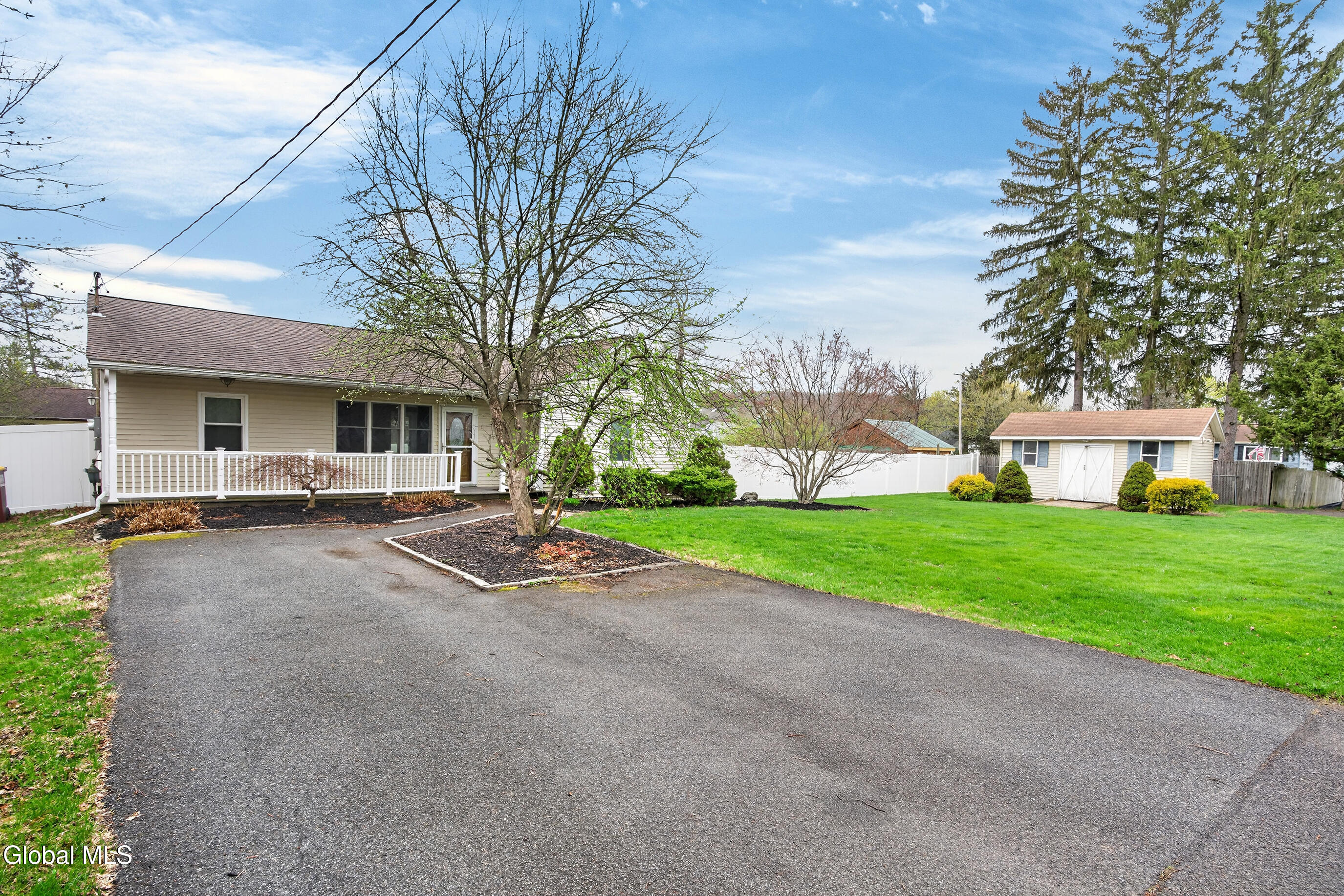 19 Wisconsin Avenue Rensselaer NY 12144