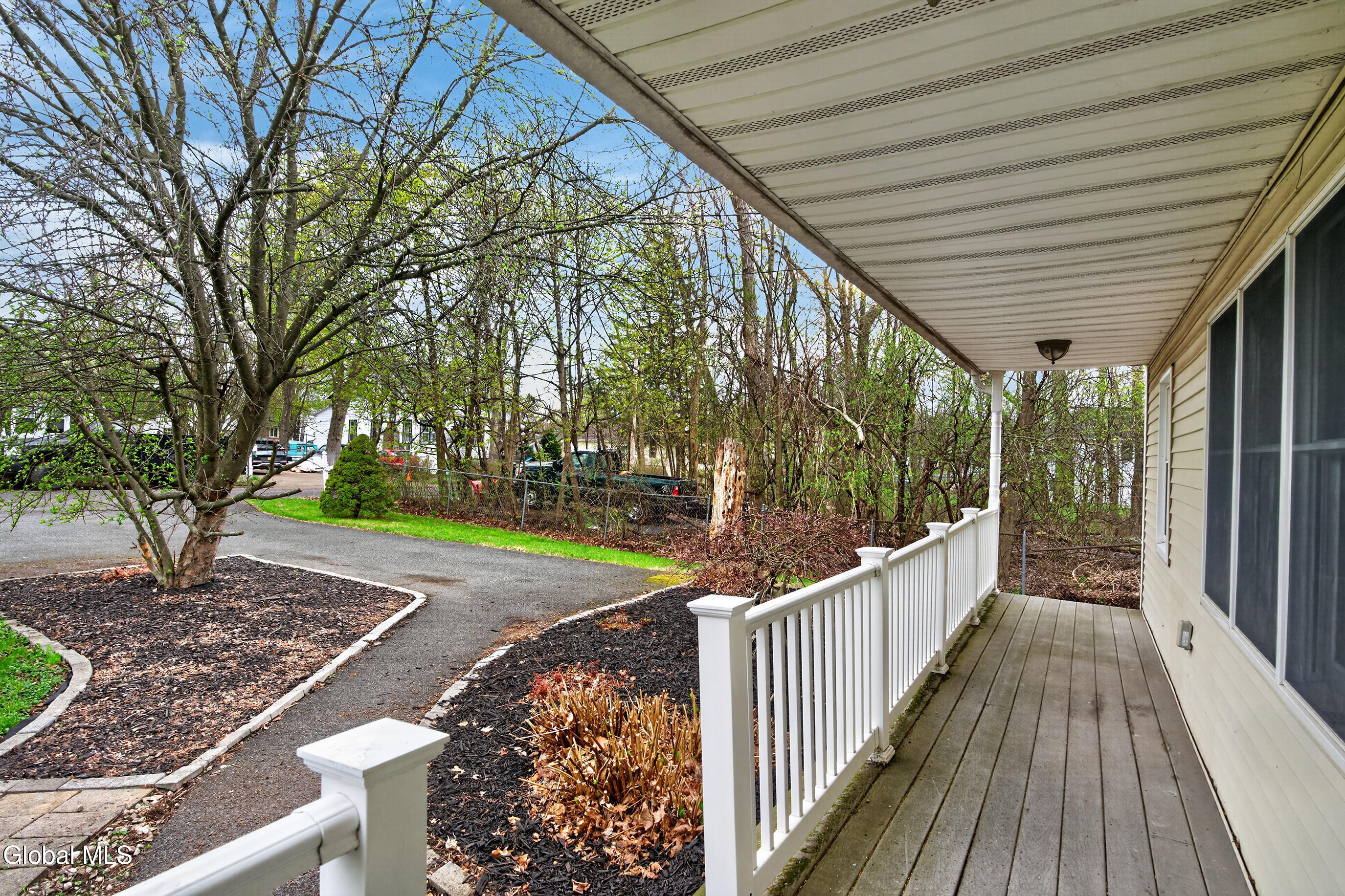 19 Wisconsin Avenue Rensselaer NY 12144