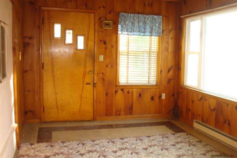 7 Madison Avenue Ravena NY 12143