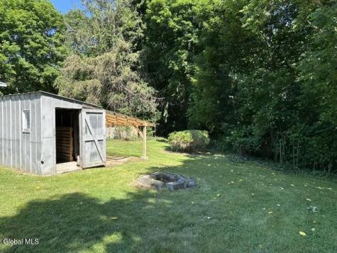 7 Madison Avenue Ravena NY 12143