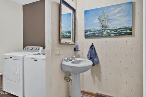 79 Knapp Road Mechanicville NY 12118