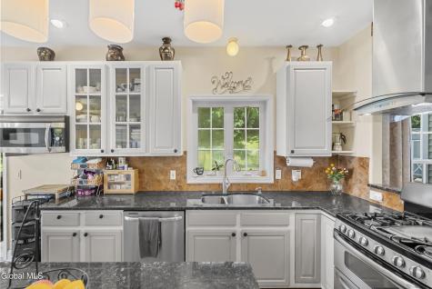 41 Utica Avenue Latham NY 12110
