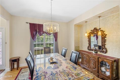 41 Utica Avenue Latham NY 12110