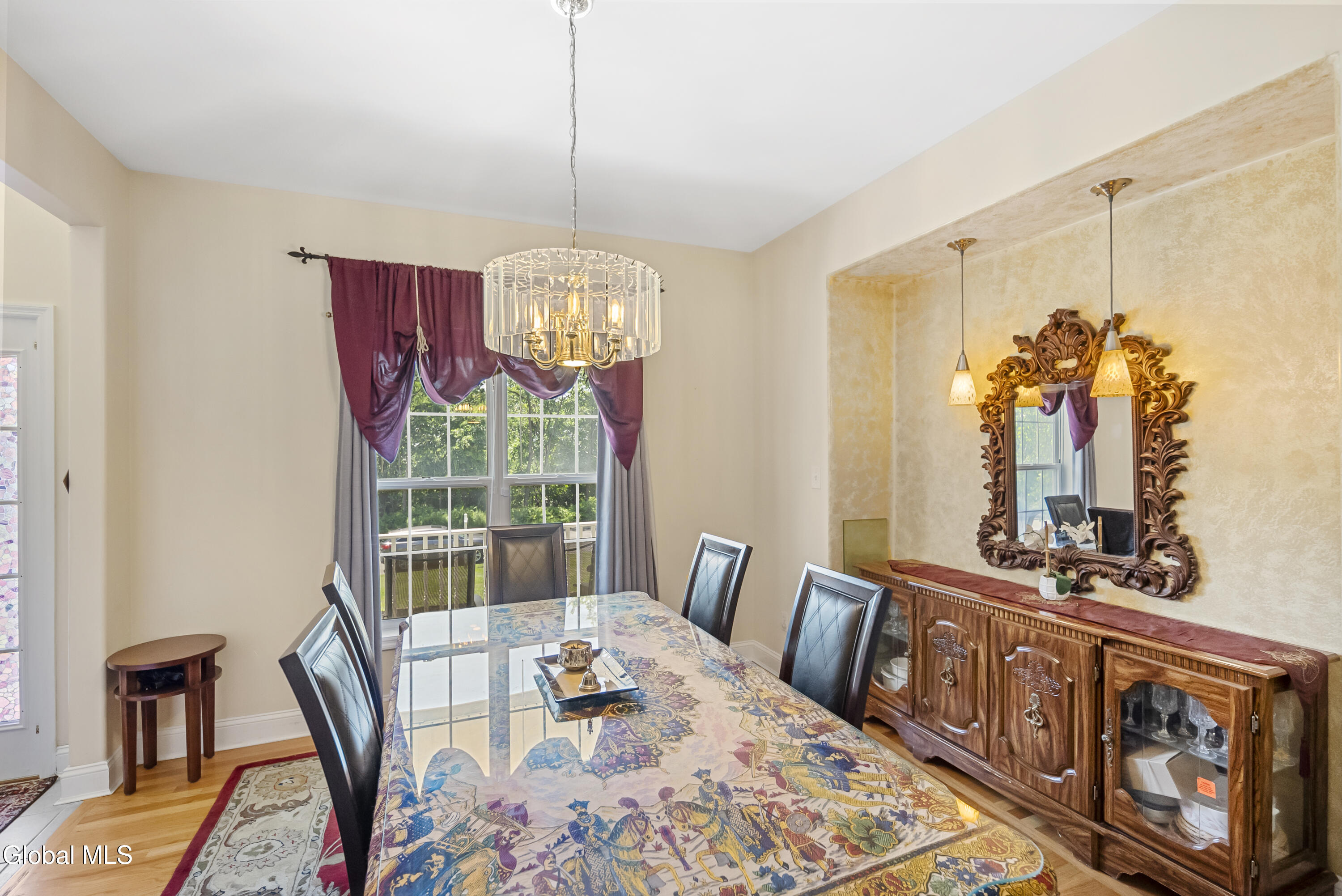 41 Utica Avenue Latham NY 12110