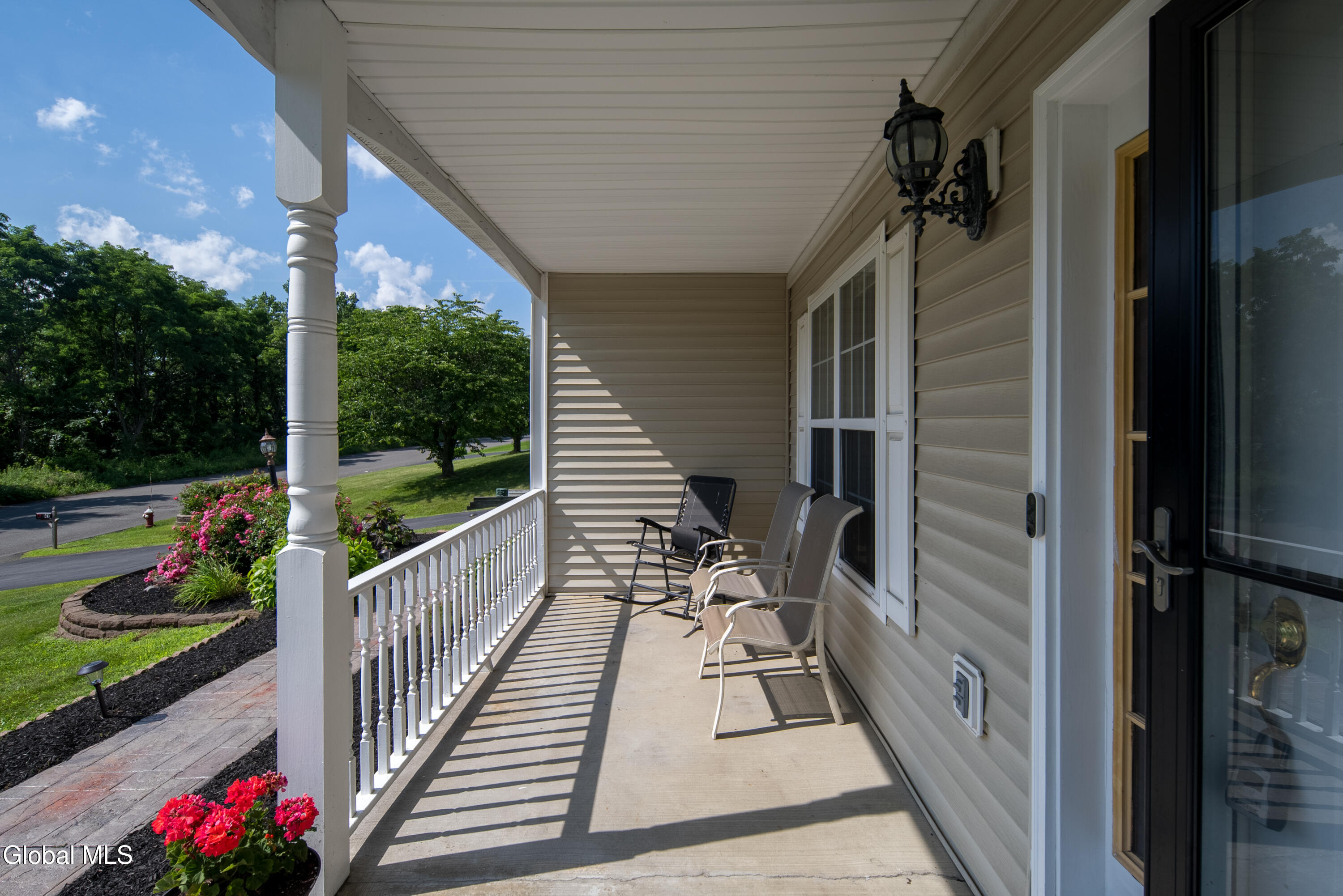 41 Utica Avenue Latham NY 12110