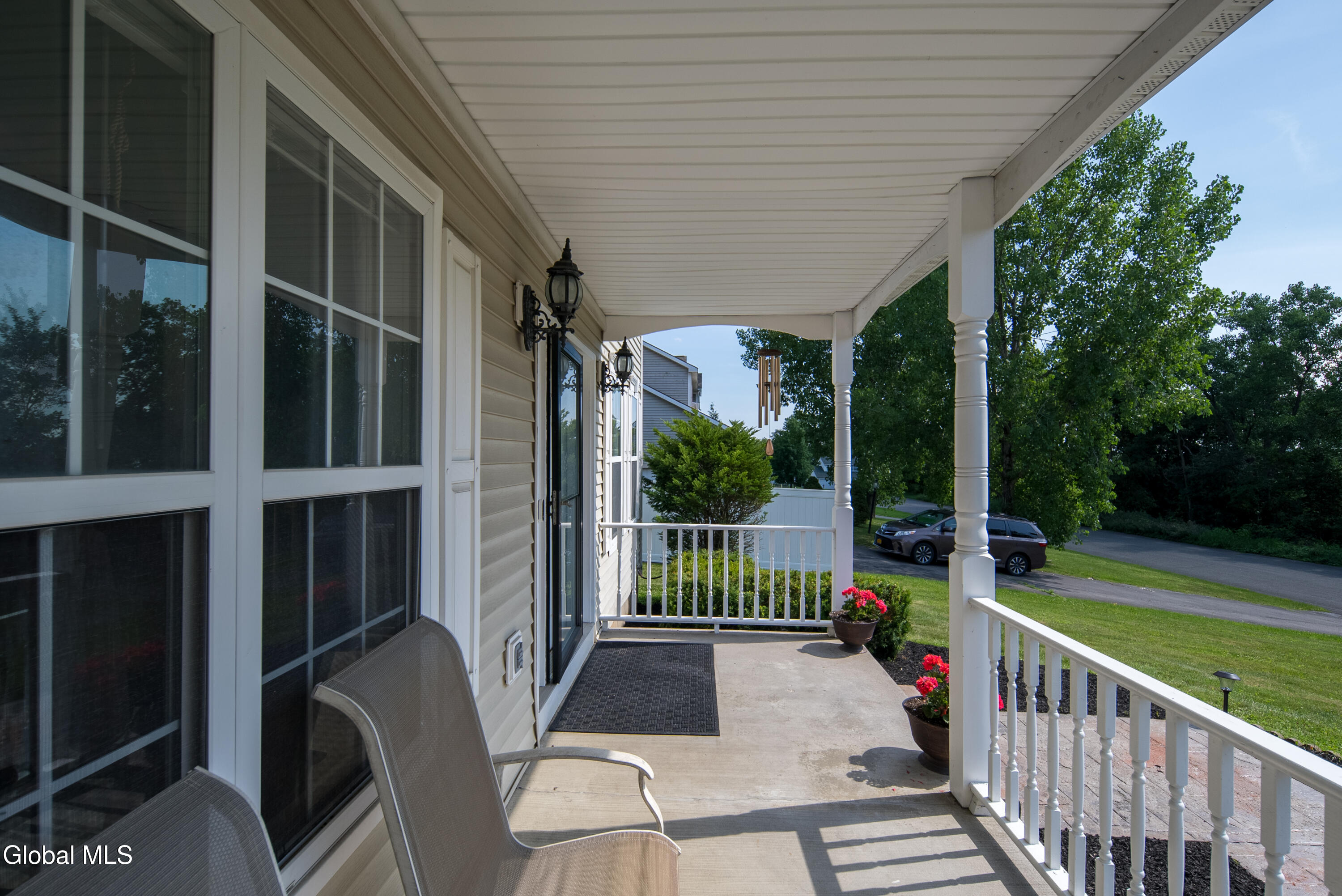 41 Utica Avenue Latham NY 12110