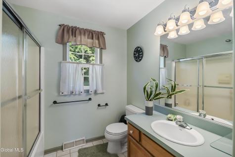 41 Utica Avenue Latham NY 12110