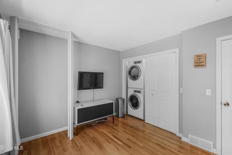 41 Utica Avenue Latham NY 12110
