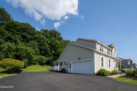 41 Utica Avenue Latham NY 12110