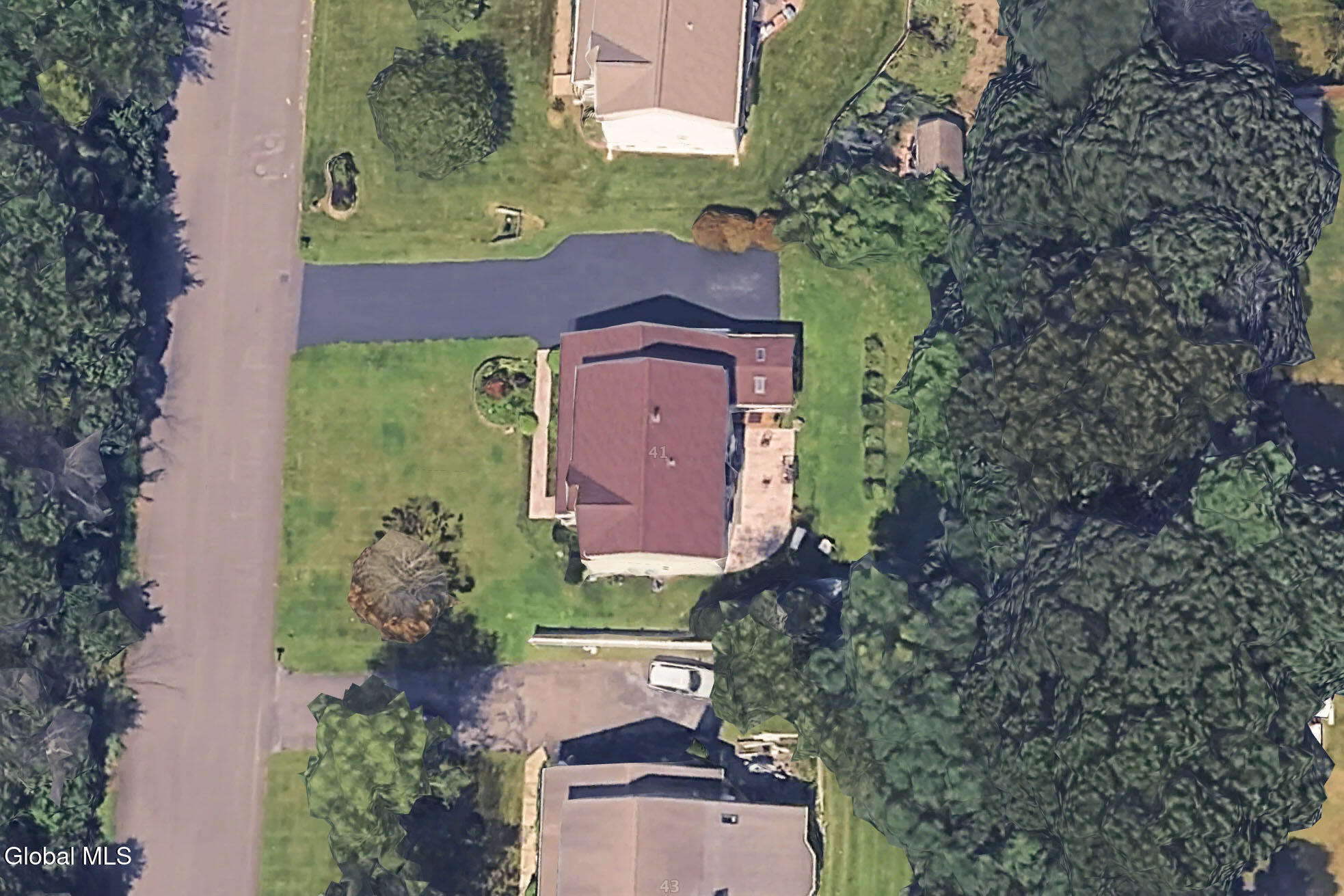 41 Utica Avenue Latham NY 12110